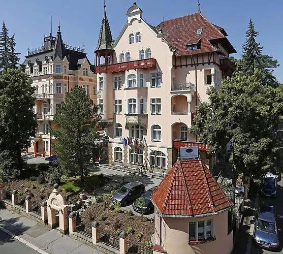 Lazensky Hotel Villa Smetana