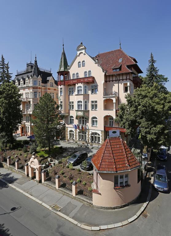 Lazensky Smetana Hotel