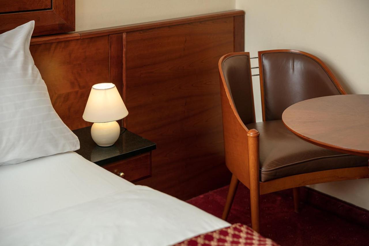 Lazensky Smetana Hotel 4*