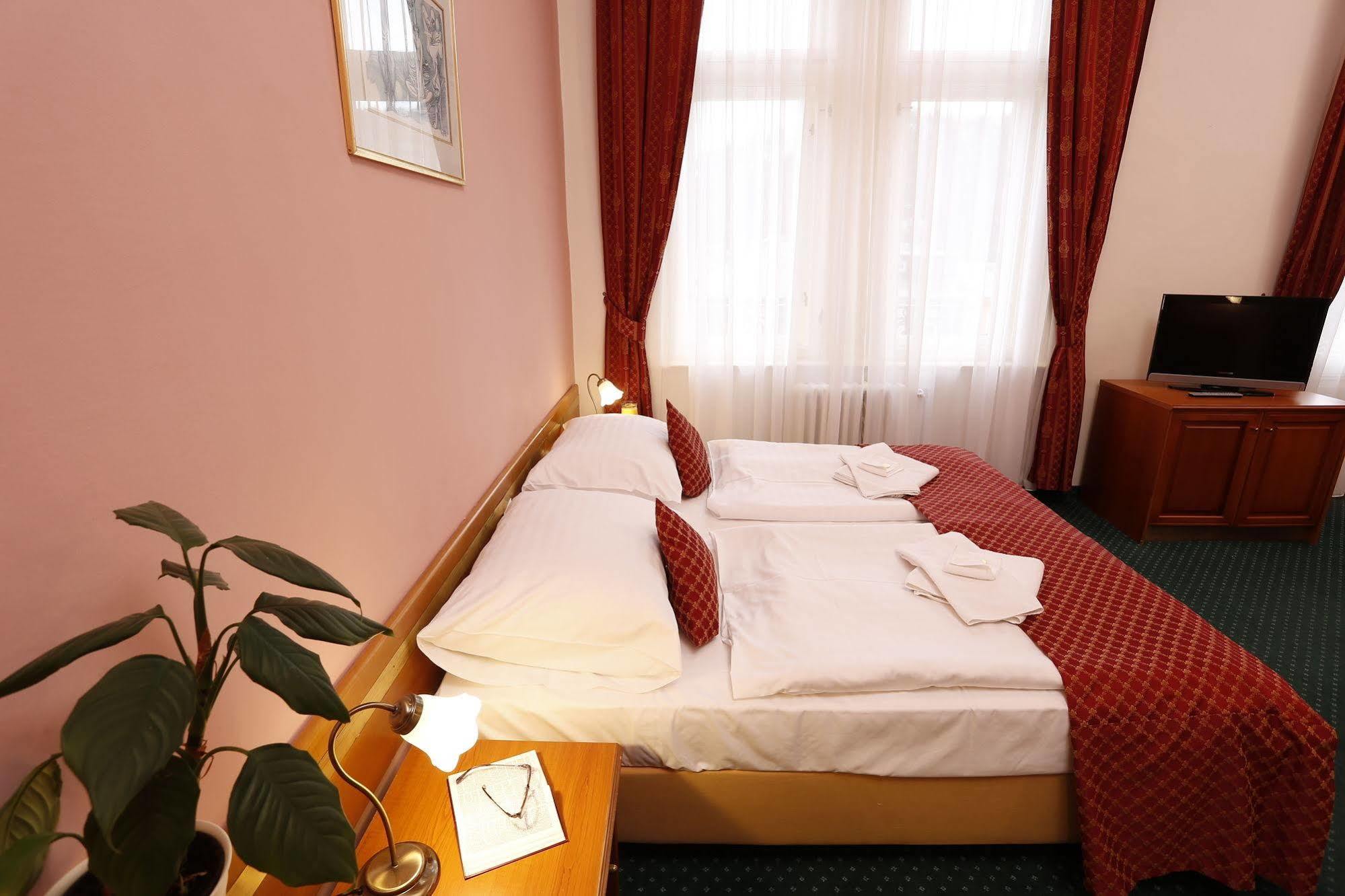 Hotel Lazensky Smetana 4*